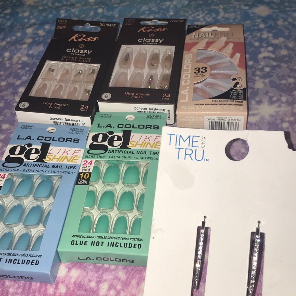 Nail Bundle